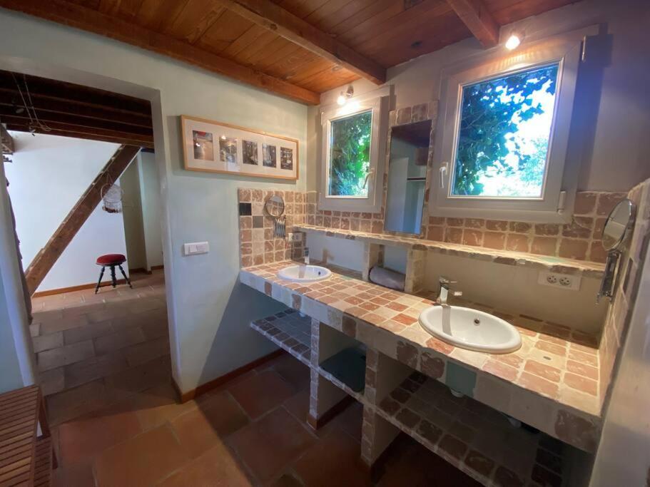 Petit Mas Calme Typique Du Sud ! Villa Valergues Buitenkant foto